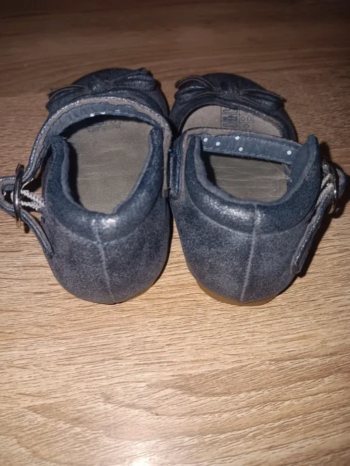 Ballerines bébé bleu taille 19 avec bride et nœud - photo numéro 3