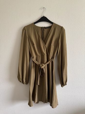 Robe verte kaki