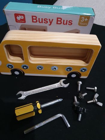 Bus en bois apprentissage bricolage méthode montessori