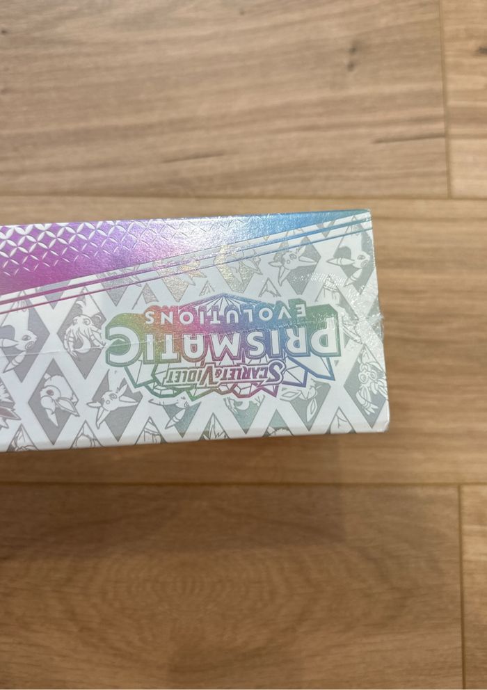Coffret Super Premium Collection Évolutions Prismatiques - photo numéro 4