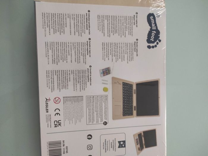 Ordinateur portable en bois - photo numéro 2