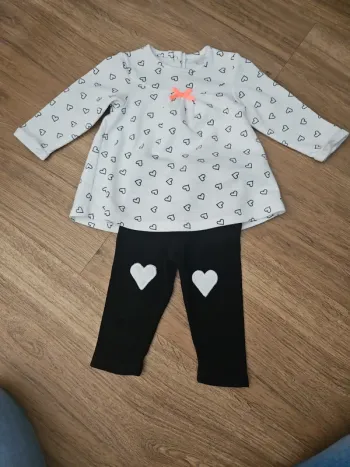 Ensemble robe legging.