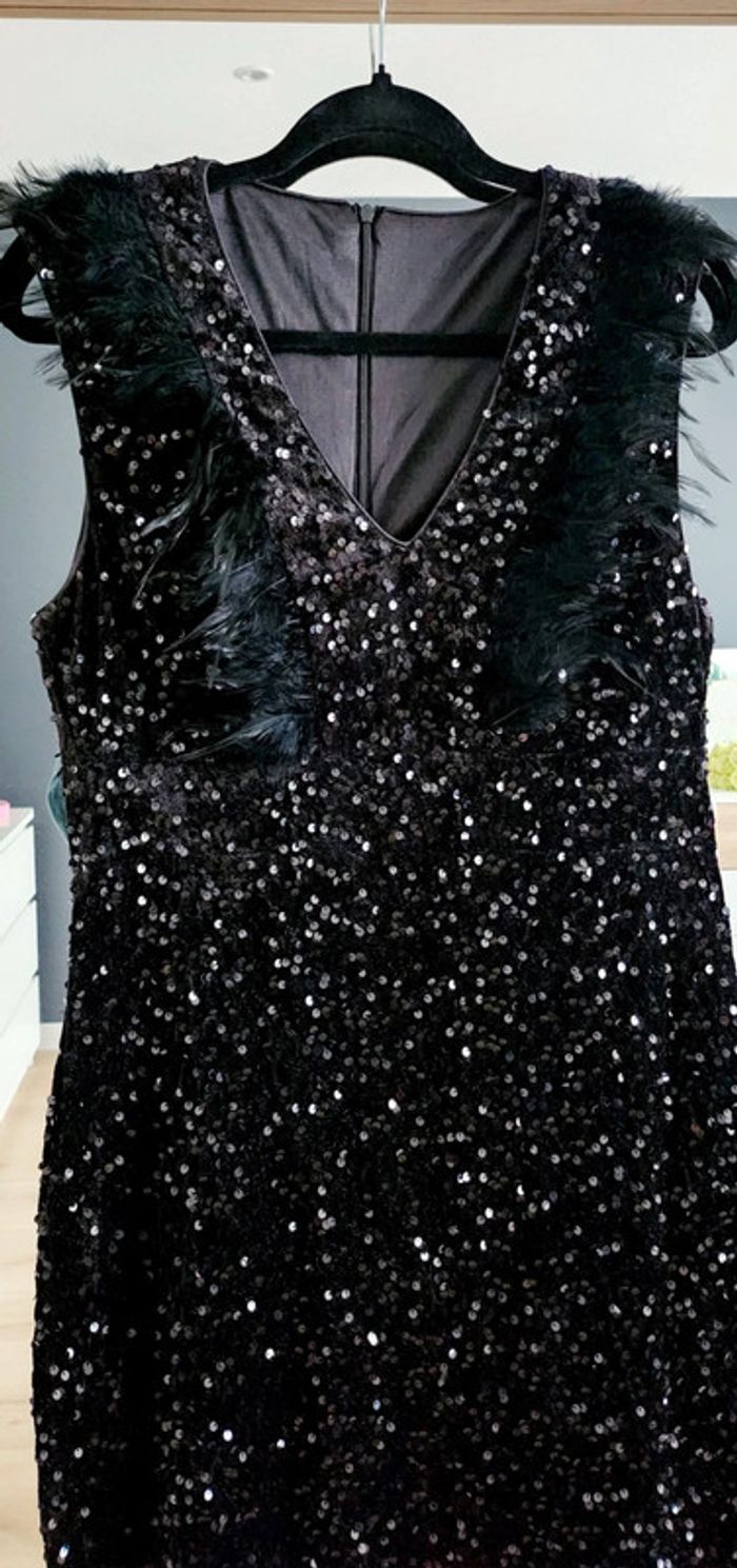 Robe sans manches velours doublée sequins et plumes noire taille XL Mango - photo numéro 3