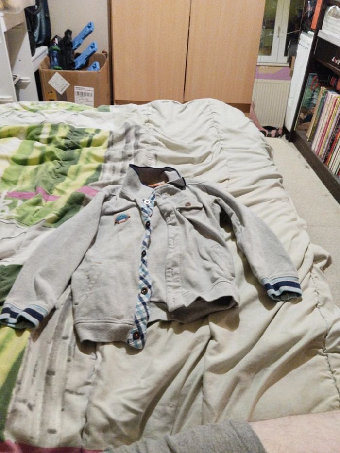 Veste a bouton