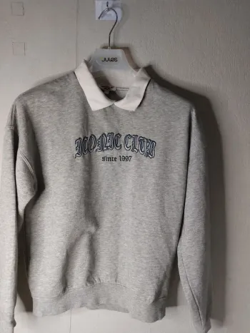Sweat-shirt gris à col écru "Jennyfer"