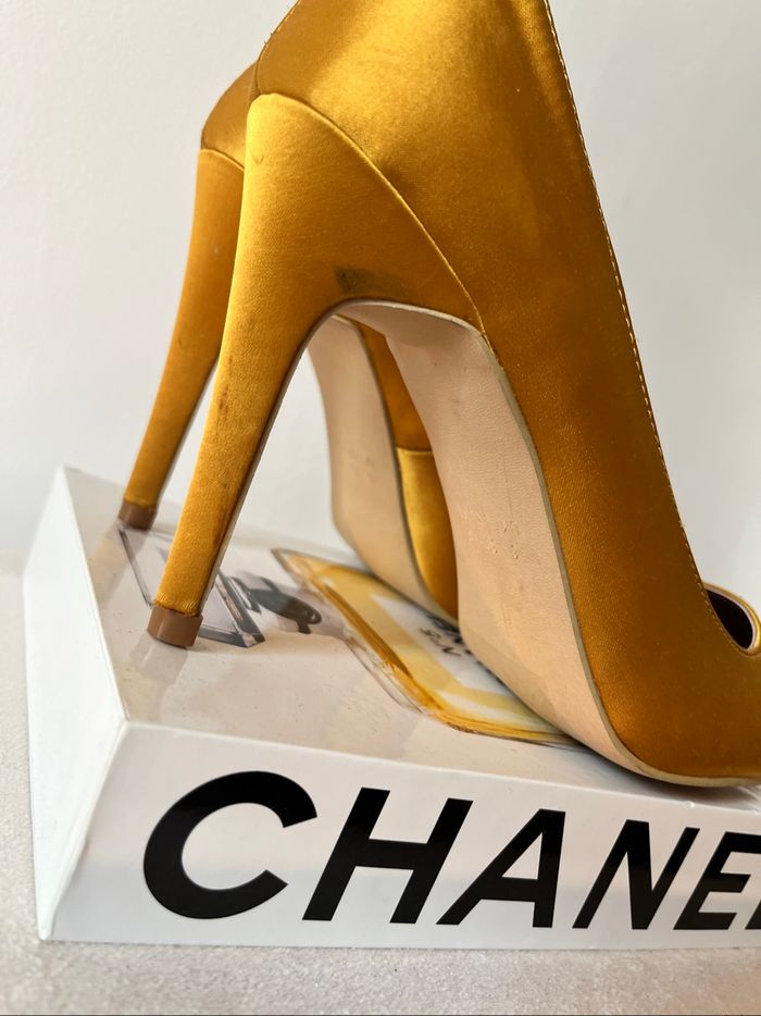 Escarpins satin moutarde Primark T39 BE 🍯 - photo numéro 5