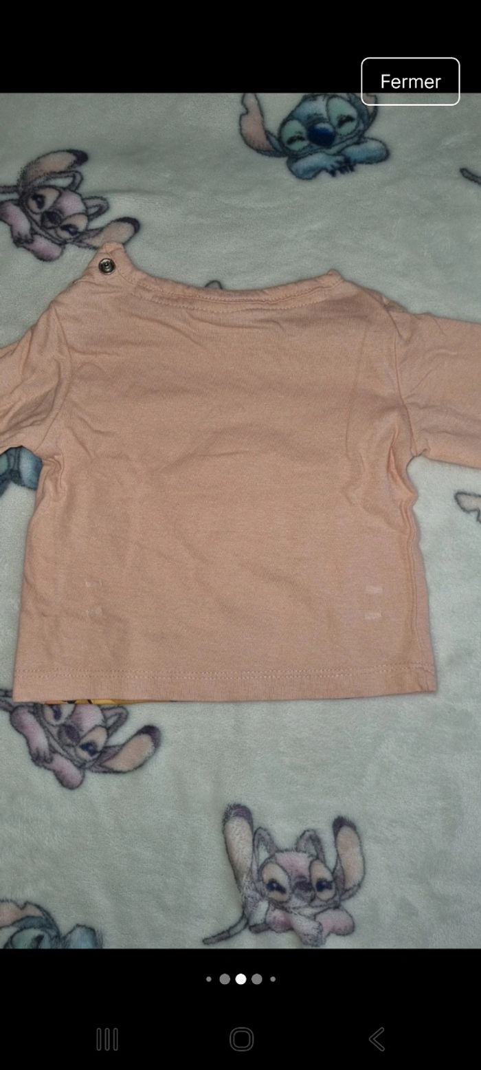 Tee-shirt manche longue bambi 3 mois en bon état - photo numéro 5