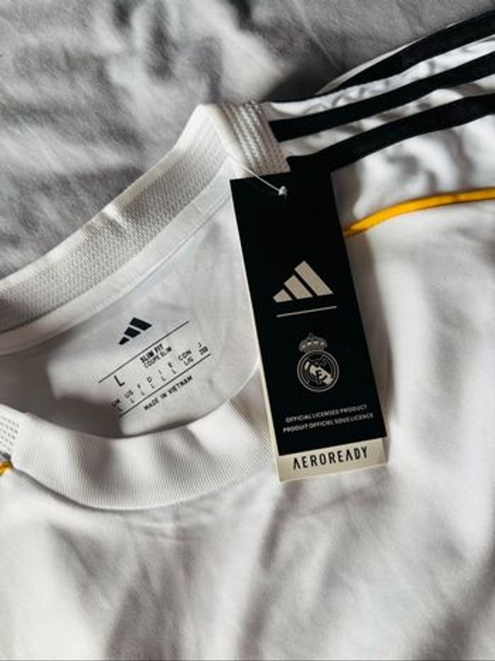 Maillot du réal de Madrid - photo numéro 5