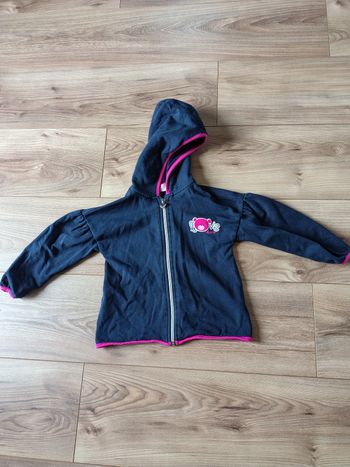 Sweat capuche avec zip bleu et rose