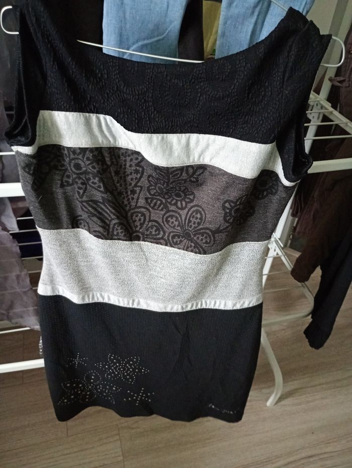 Robe Desigual