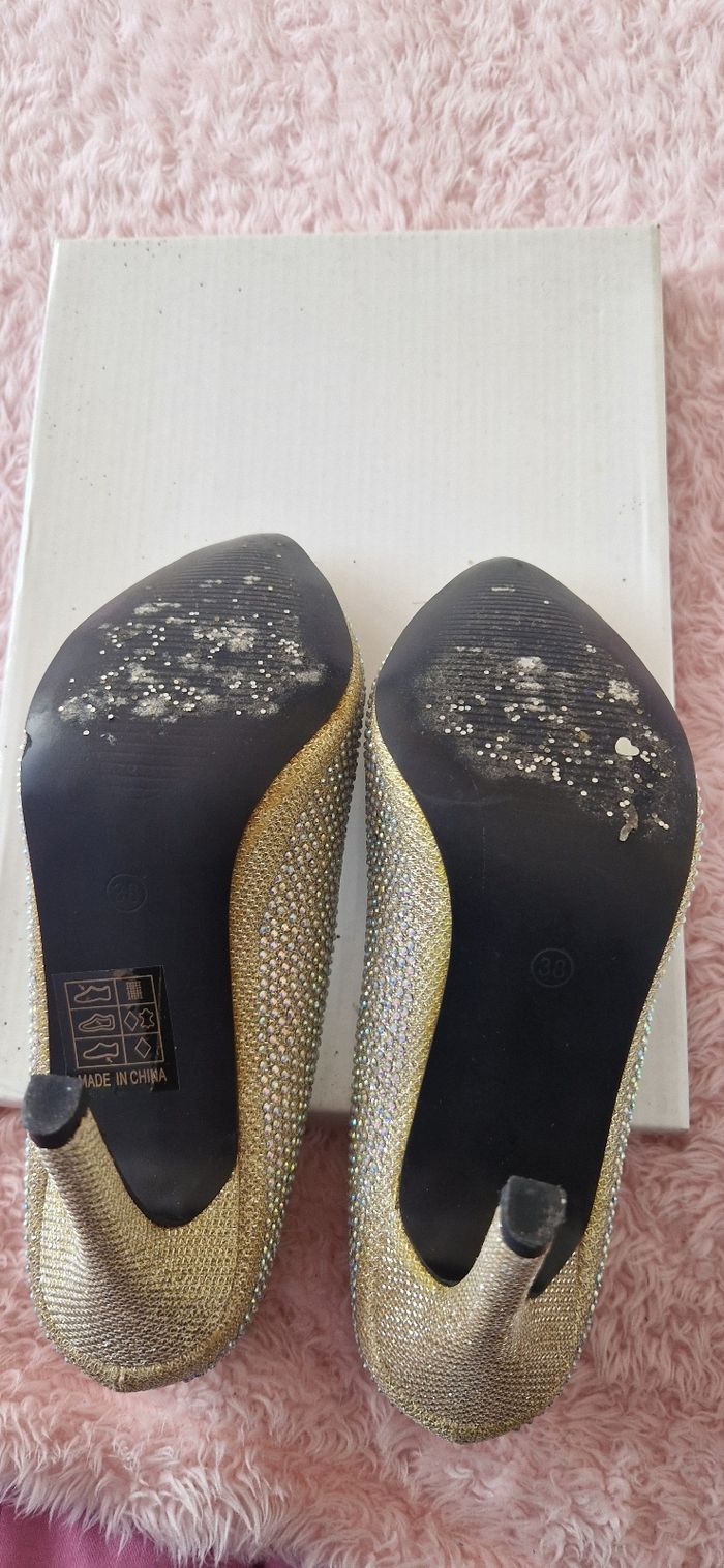 Chaussures à talons brillante 38 - photo numéro 7
