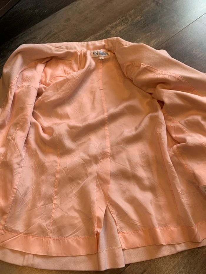 Blazer rose pale bouton doré - photo numéro 6