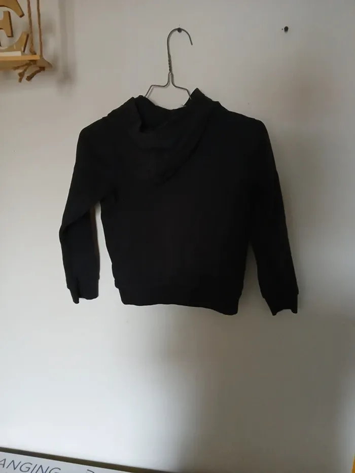 Pull à capuche enfant - photo numéro 3