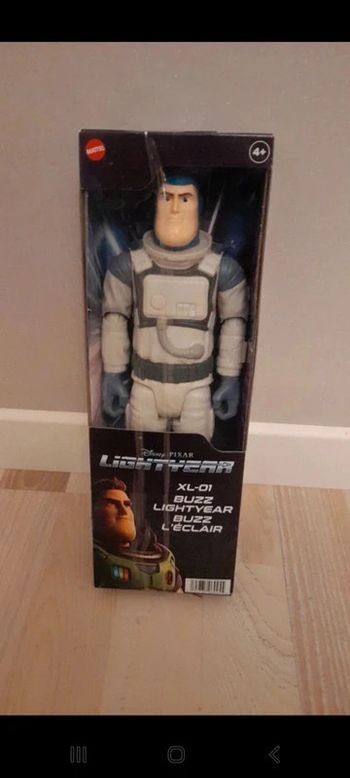 Figurine articulée Buzz l'éclair 29 cm. Mattel Disney Pixar