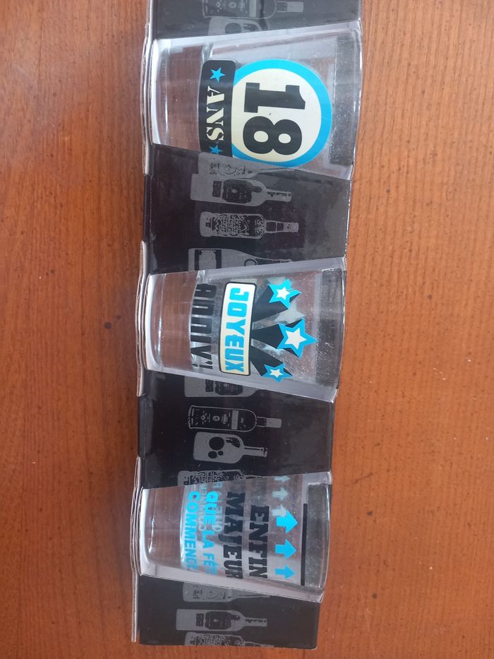 Lot 3 verres 18 ans - photo numéro 3