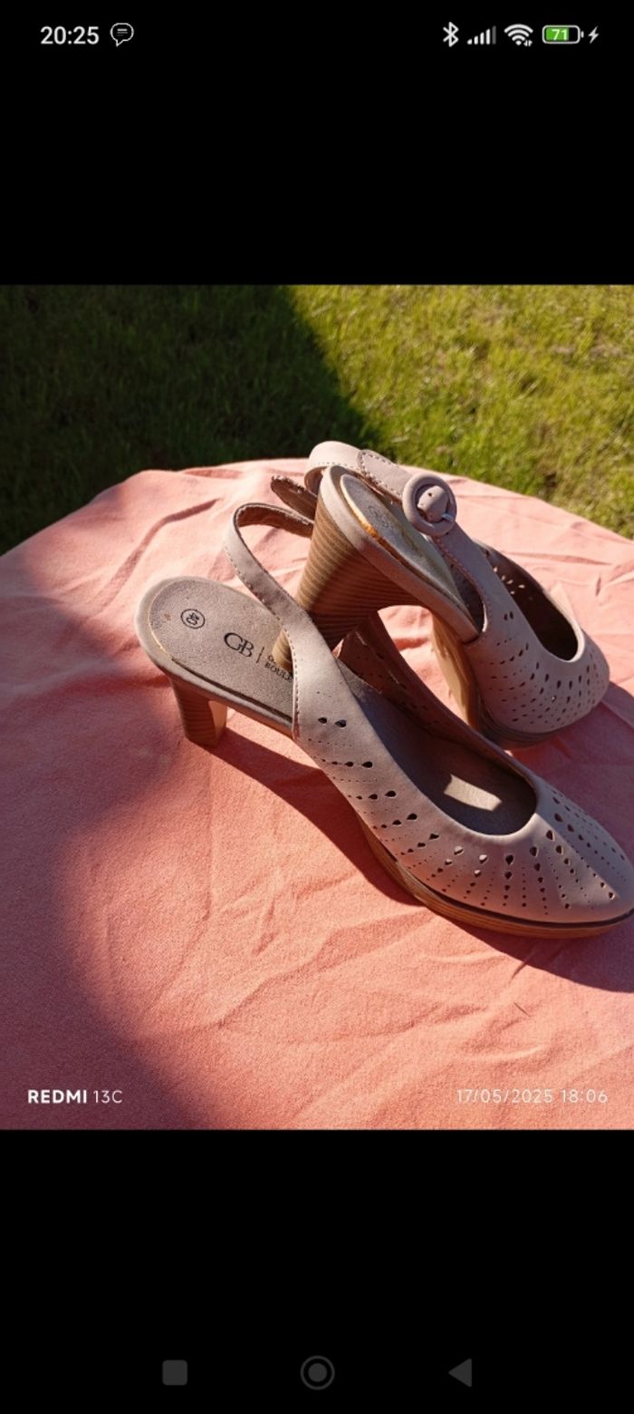 Chaussures talons - photo numéro 2