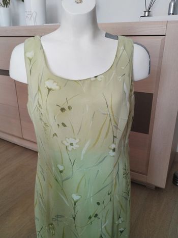 Robe d' été taille 44 vert pâle