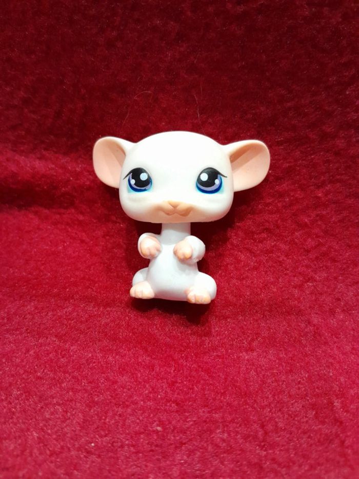 Figurine Petshop A13. A