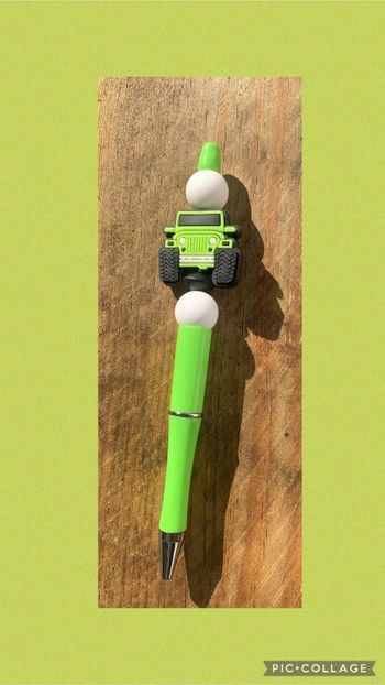 Stylo personnalisé thème voiture 🚗 avec des perles en silicone