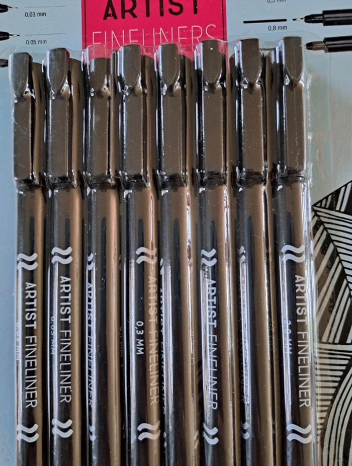 Lot 8 feutres artist fineliner - photo numéro 3