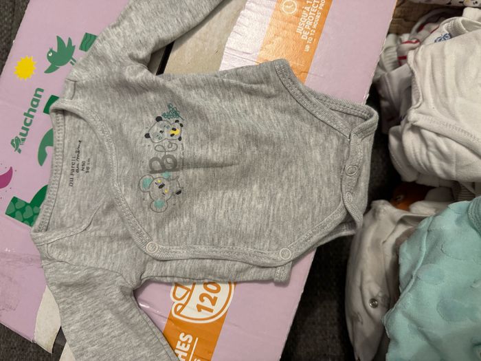 Carton  bébé 0a 1mois - photo numéro 4