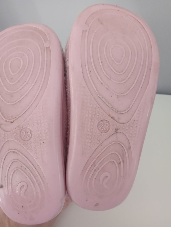 Chaussons 23 - photo numéro 3