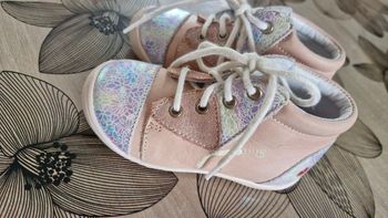 chaussures fille gbb portées une seule fois