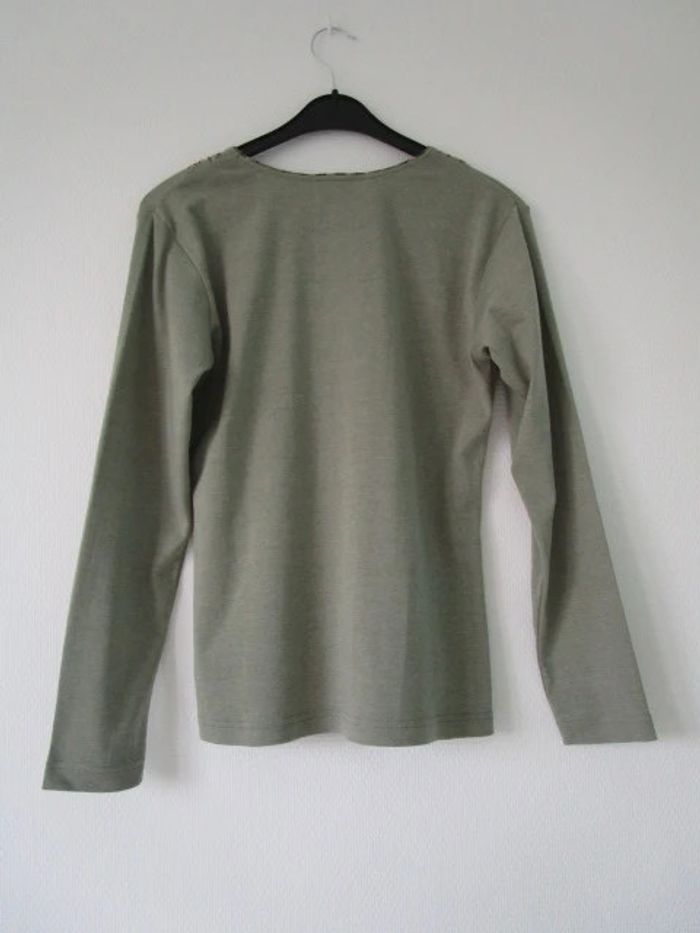 T-shirt vintage brodé 40 TBE - photo numéro 10