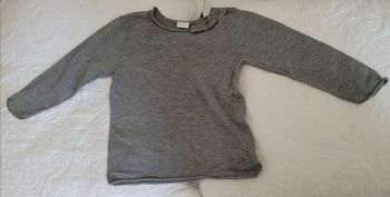 Petit pull gris H&M avec un noeud