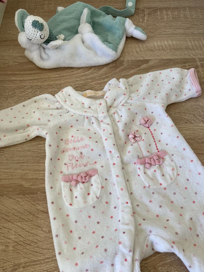 Lot de 12 pyjamas 1 mois - photo numéro 4