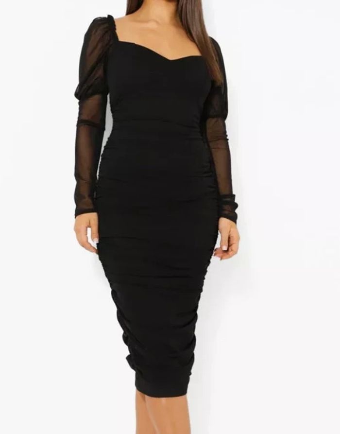 Robe noir