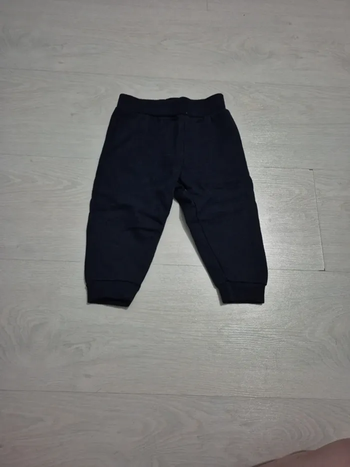 Jogging bleu marine 12M