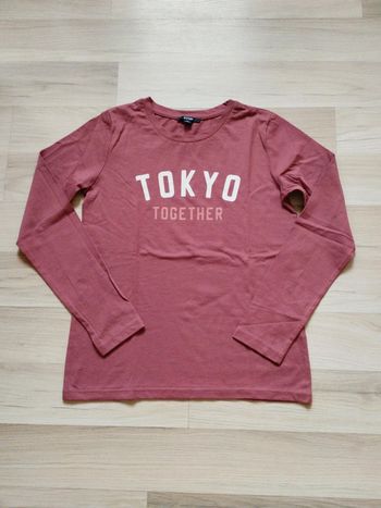 Tee-shirt manches longues couleur framboise