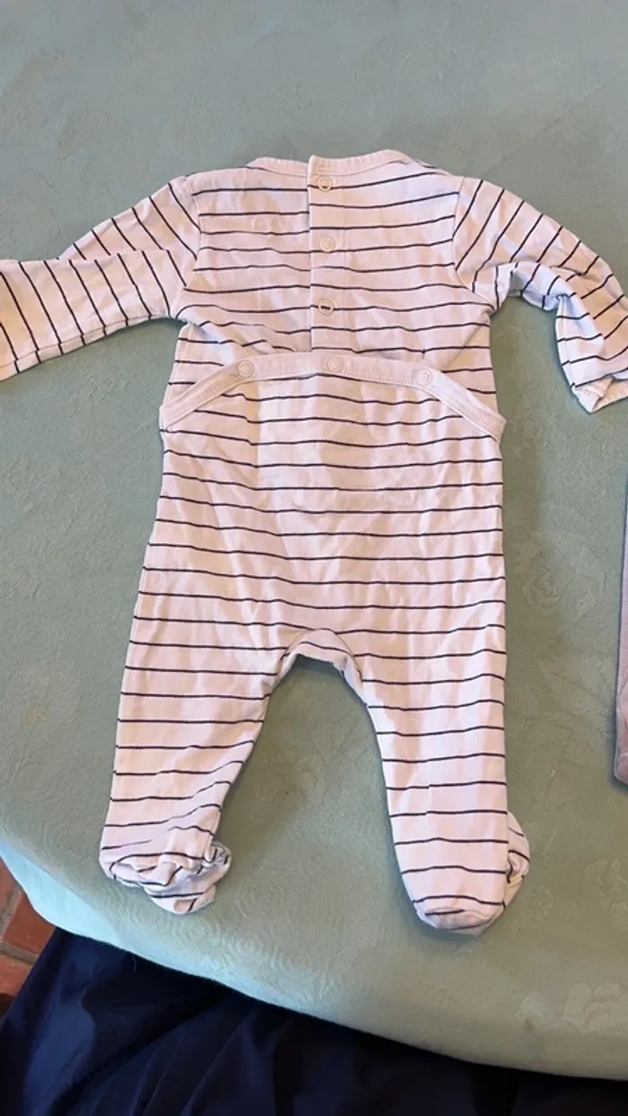 Lot de pyjamas Kiabi - 3 mois - photo numéro 5