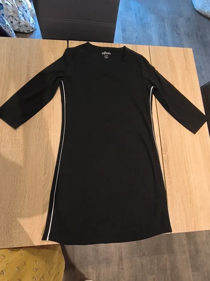 Robe noire femme
