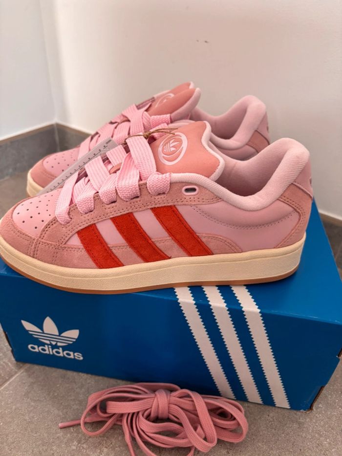 Adidas Campus Rose Neuves Taille 39 1/3 - photo numéro 2