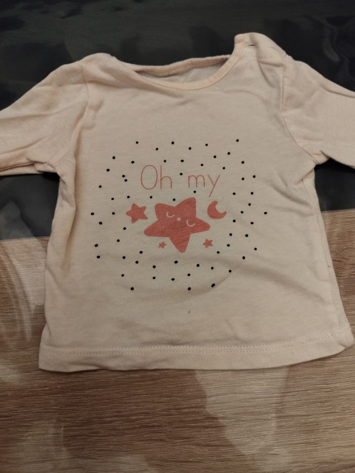 Lot t shirts 1 mois - photo numéro 4