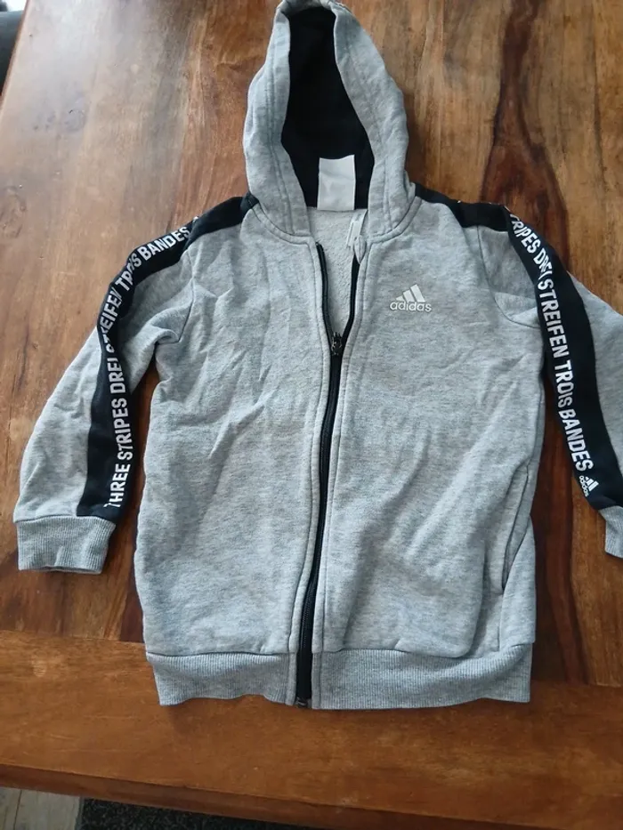 Veste enfant taille 2-3 ans