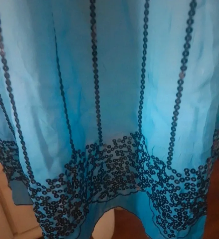 Jolie robe bleu sequins noir Iko Taille U (40/42) Neuve - photo numéro 4