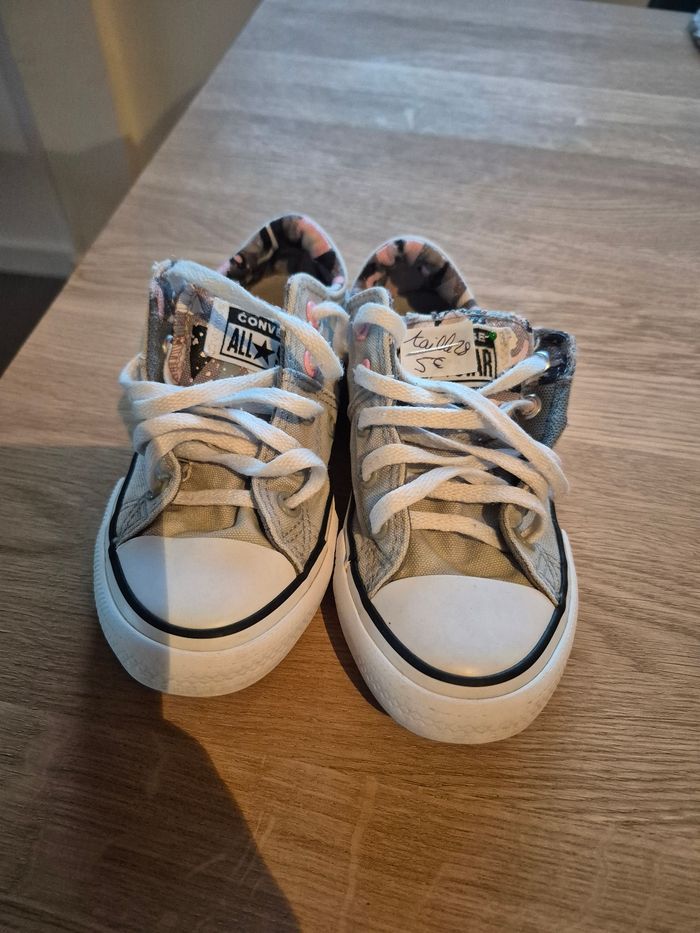 Converse grise - photo numéro 3