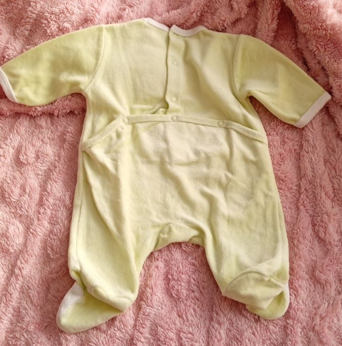 Lot 2 Pyjamas 1 mois - photo numéro 4