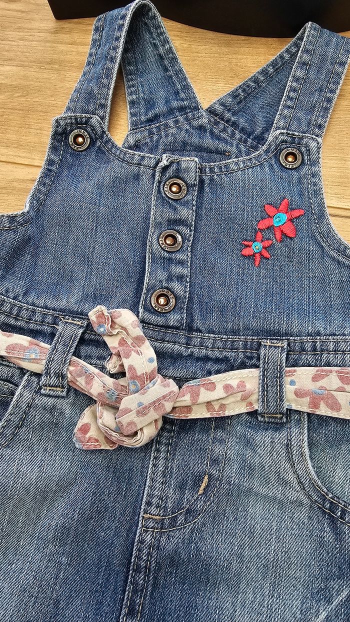 Robe 👗 jeans 24mois - photo numéro 2