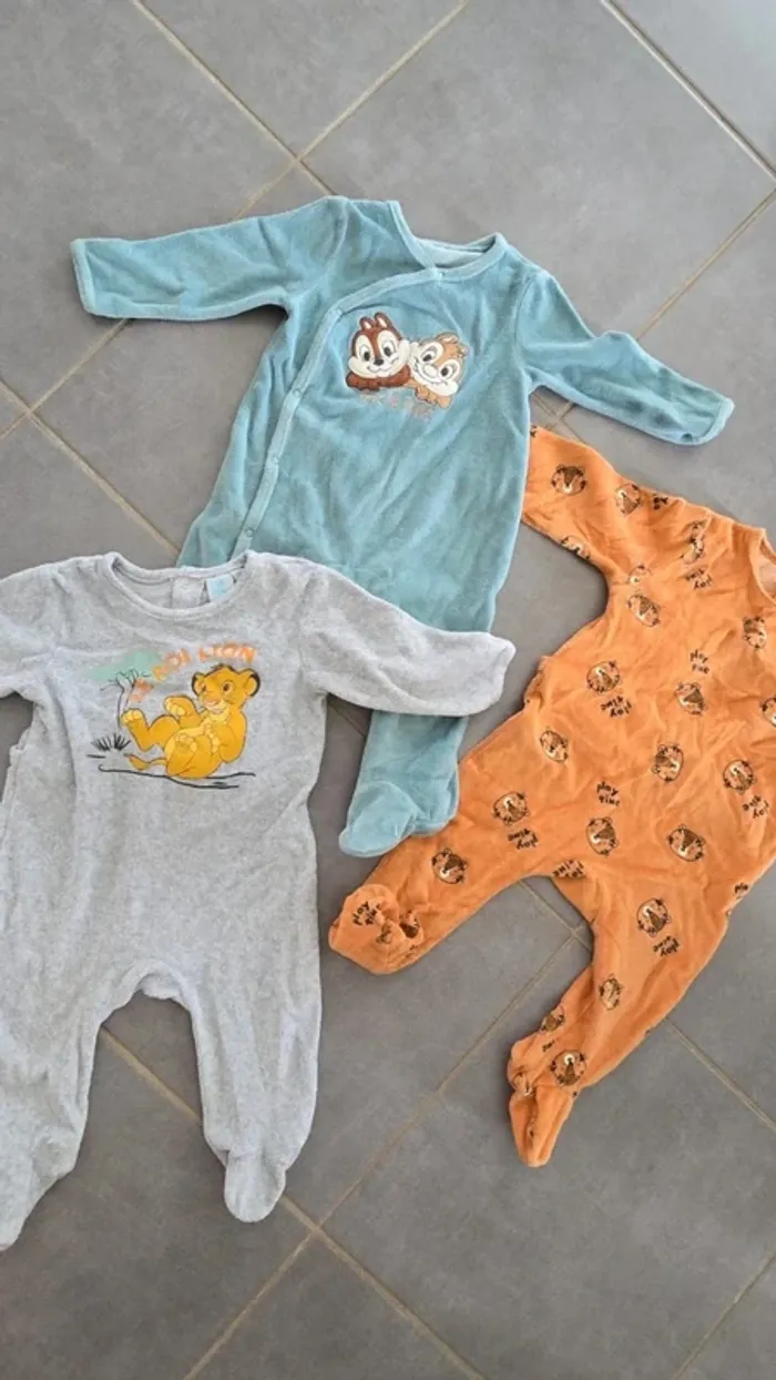Lot de 3 pyjamas - photo numéro 2