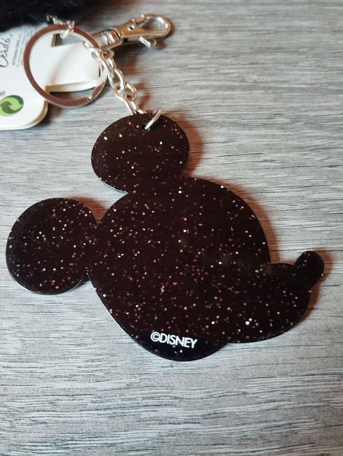 Mickey & Minnie Mouse : Lot portes-clés avec pompons - photo numéro 7