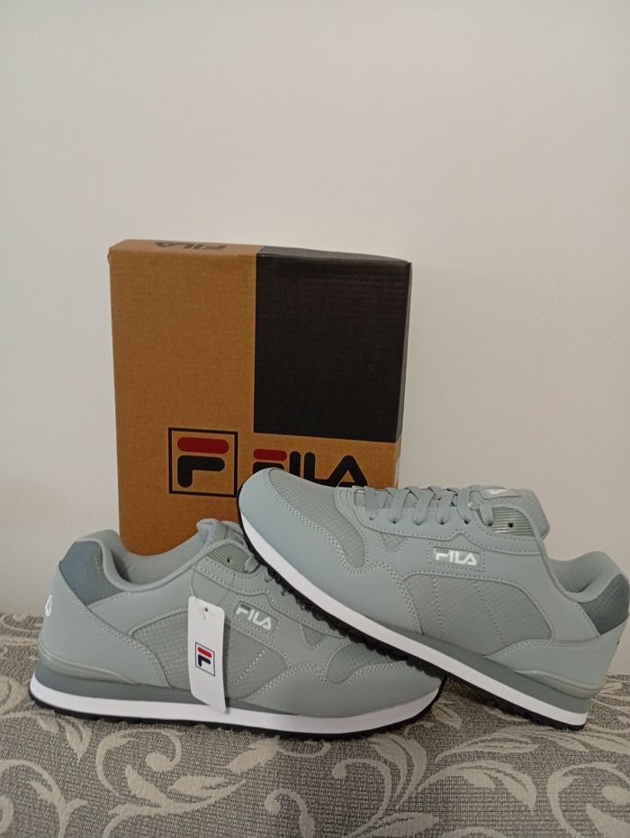 Baskets Fila neuves