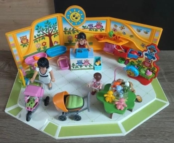 Magasin de puériculture Playmobil - photo numéro 2