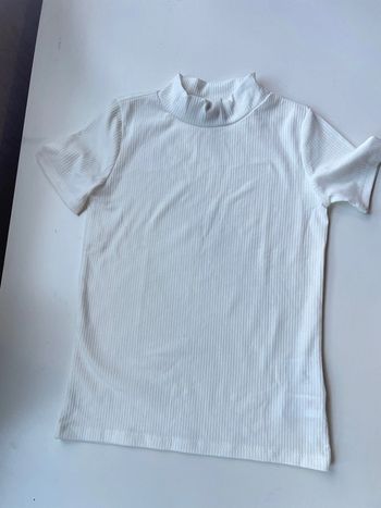 T-shirt blanc col haut 10 ans c&a