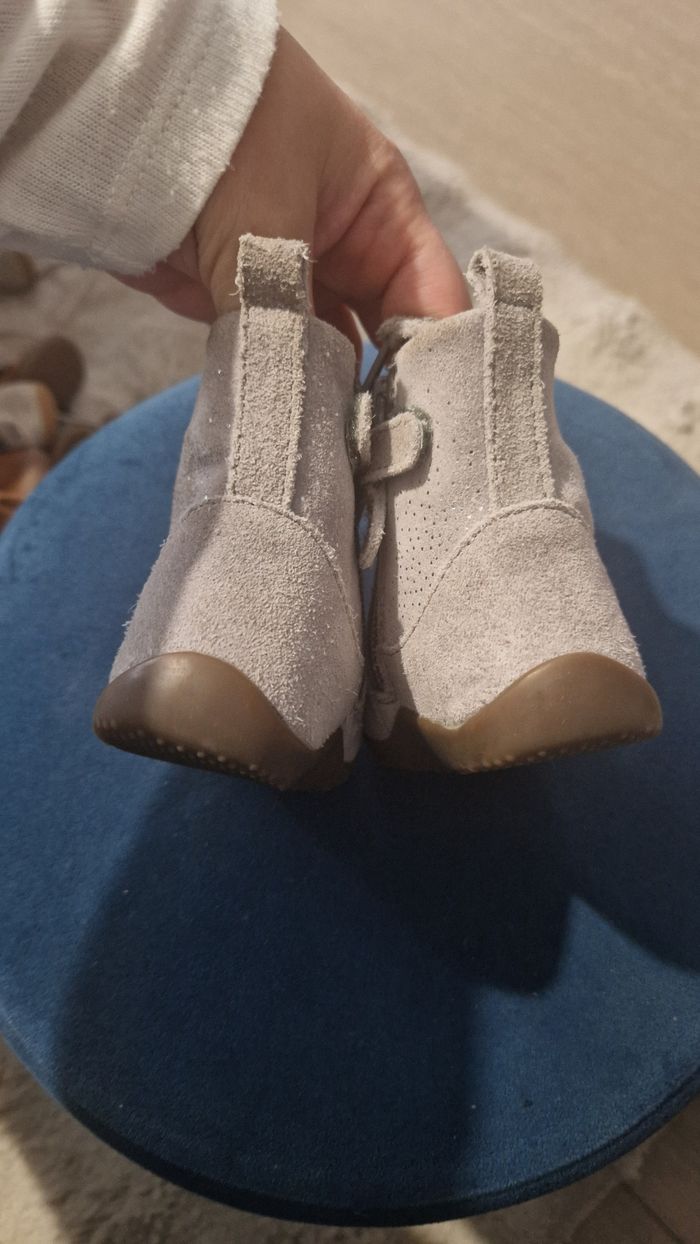 Lot de chaussures bébé - photo numéro 7