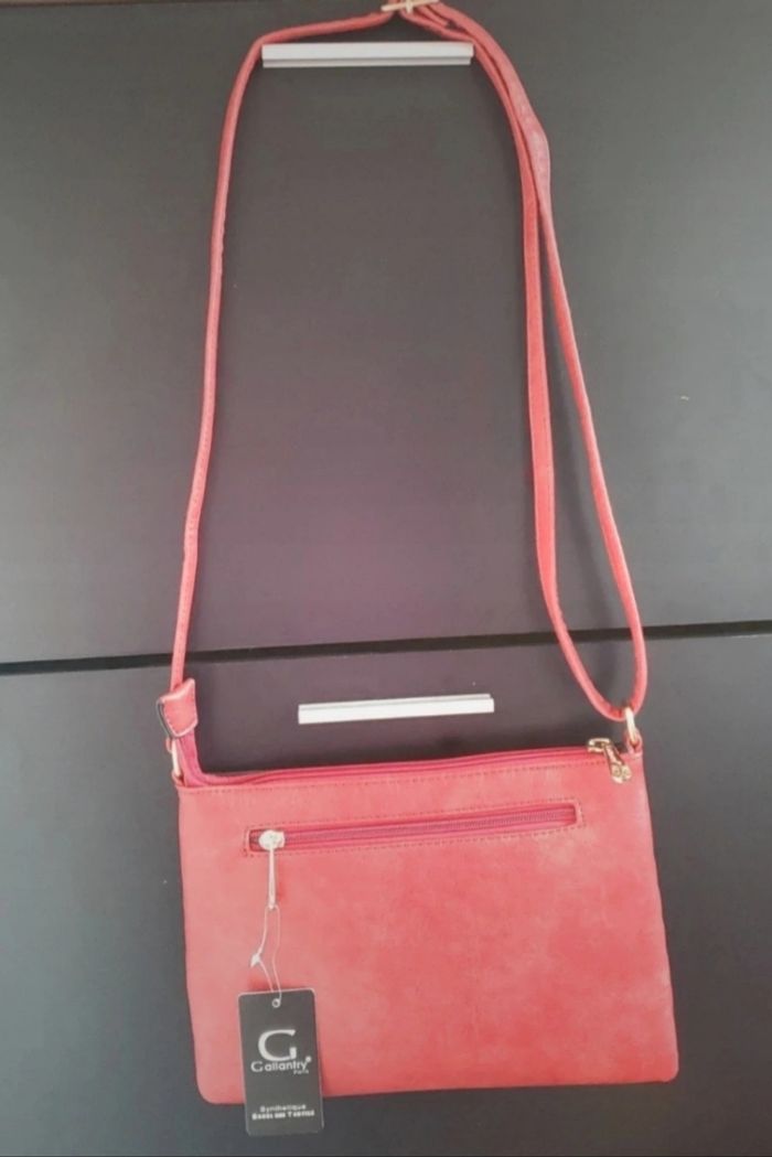 🤍 Joli sac Rouge Femme 🤍 - photo numéro 2