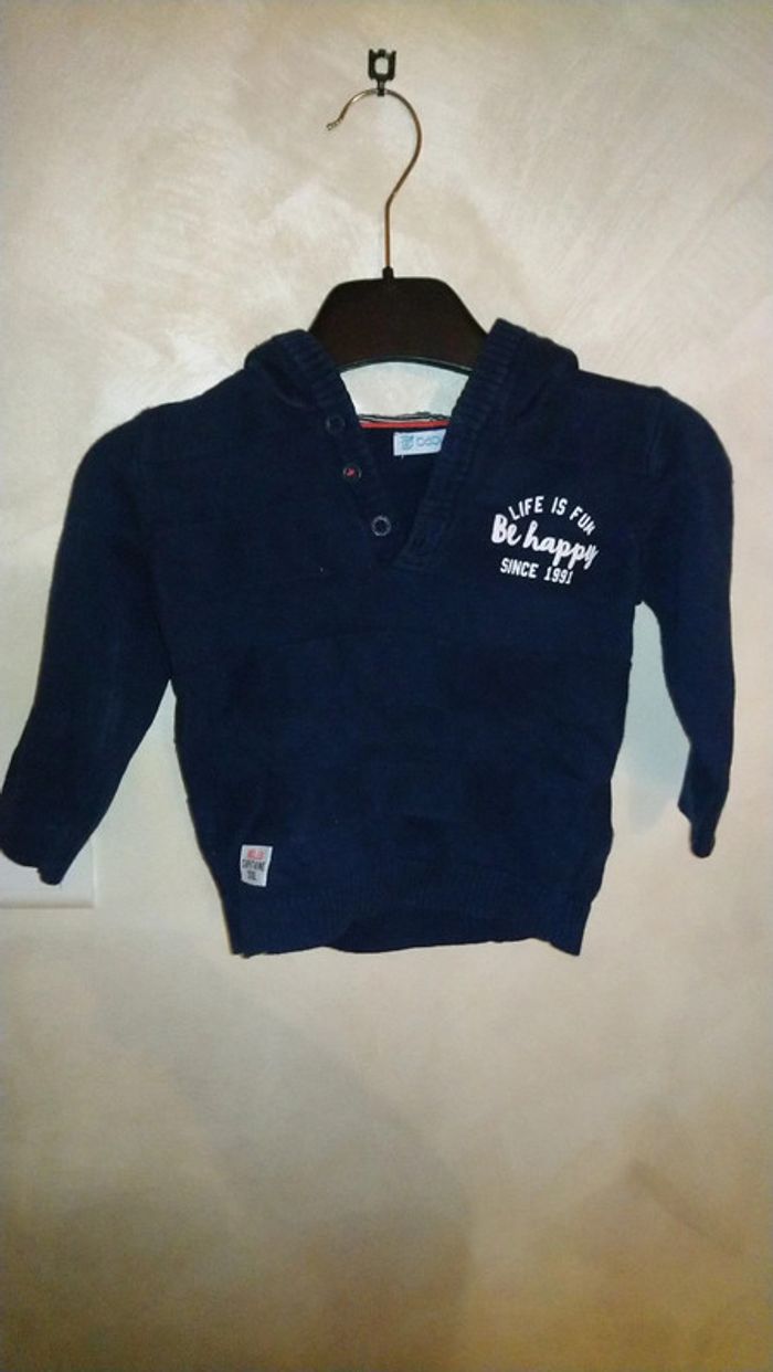 Pull à capuche Gemo 18 mois en très bon état - photo numéro 2
